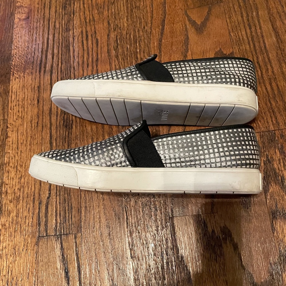 Vince classic slip on shoe - Picture 4 of 7